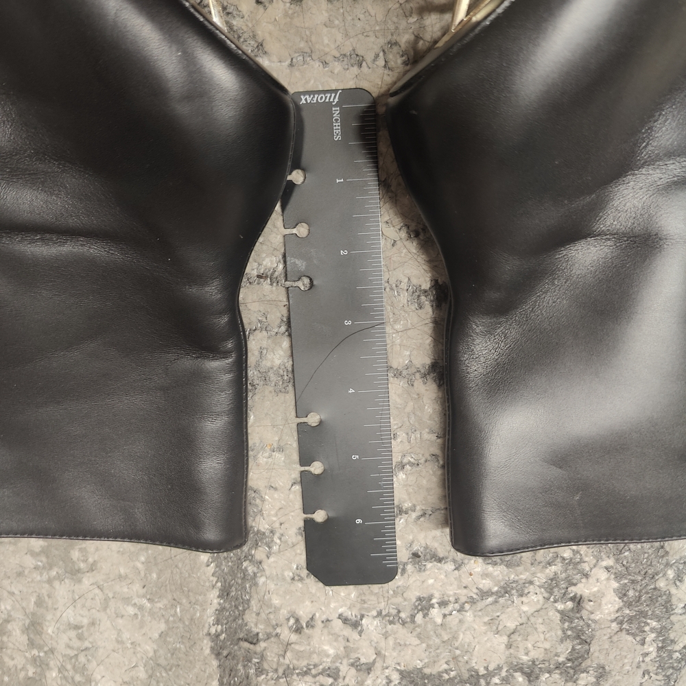 Elegant Black Ankle Boots - Picture 7 of 16